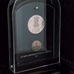 Alternative view of DR. B.R.AMBEDKAR 2015 (2 PCS COIN ) V. I .P SET EXTREMELY RARE