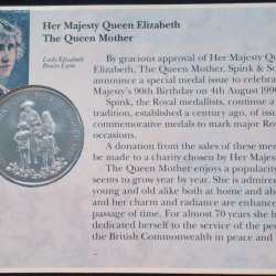 Alternative view of THE QUEEN MOTHER ELIZABETH - 90th BIRTHDAY COMMEMORATIVE MEDAL 1990 RARE (1 COIN ) SET