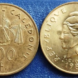 New Caledonia, 100 Francs, 1984/1987, KM# 15, Fine Condition.