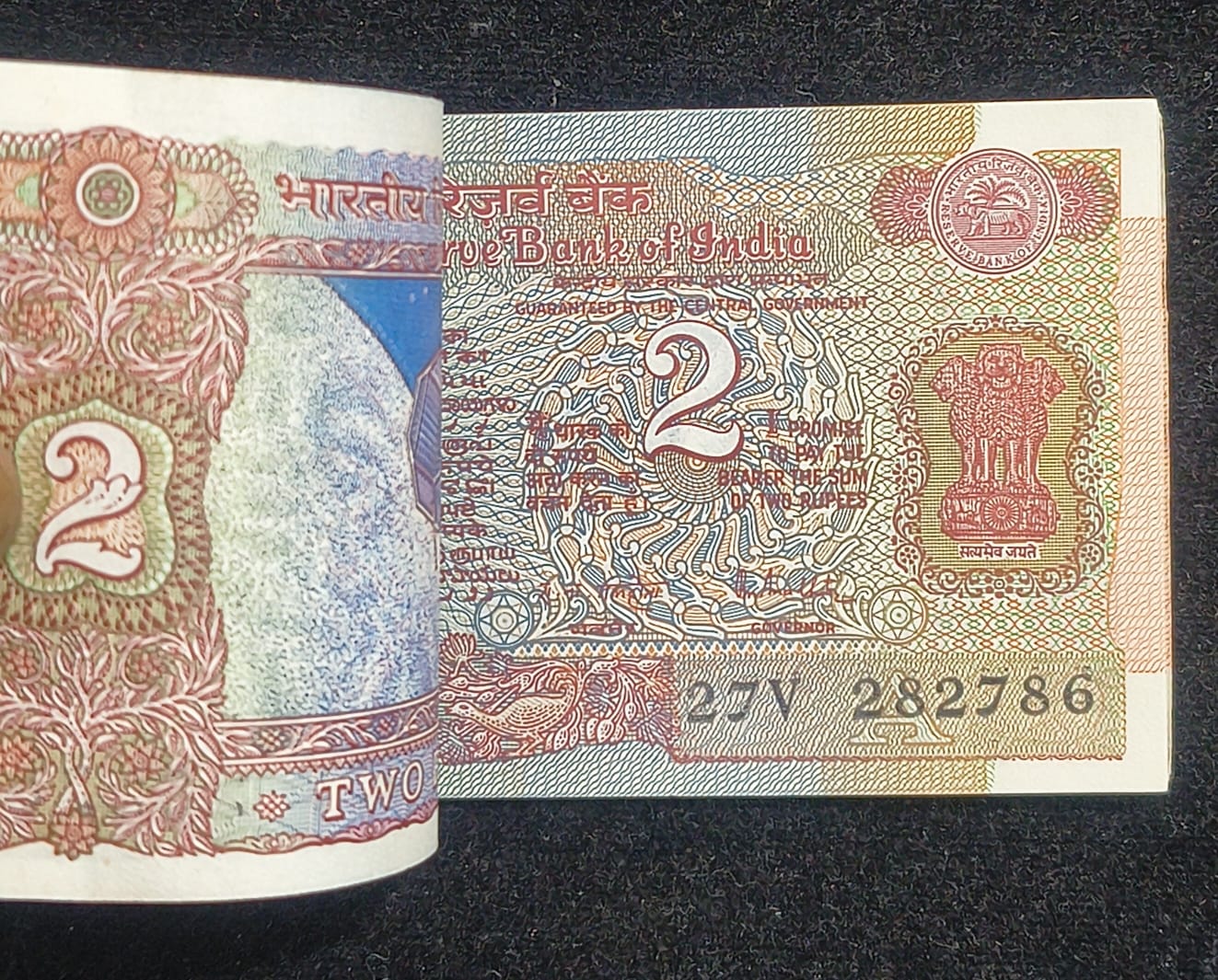 786 Fancy Number 2 Rupees R.N Malhotra 100 Note Serial Packet - Image 3