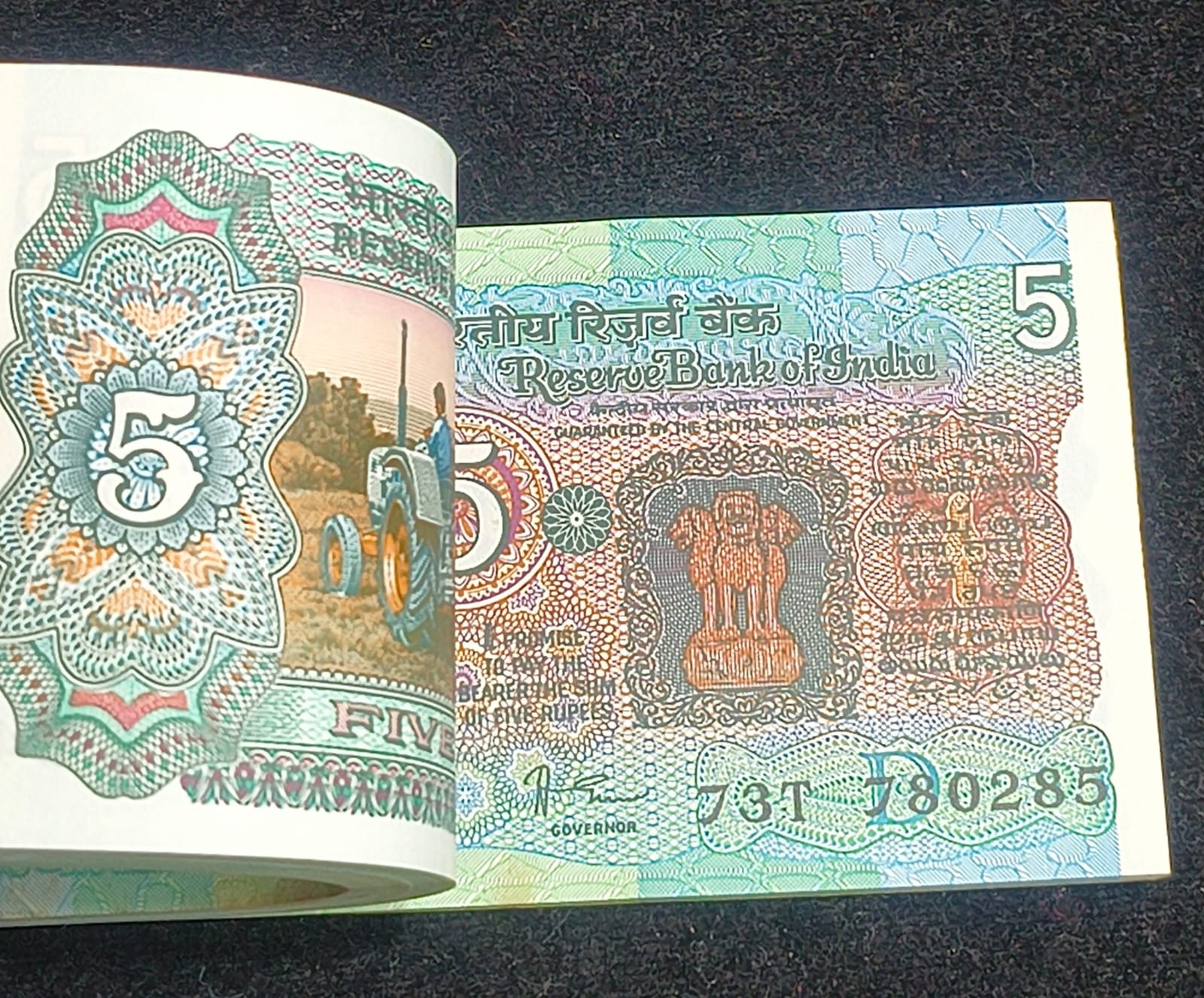 5 Rupees Tractor Governor Amitabh Ghosh 100 Notes Extremely Rare Serial Packet - Image 3