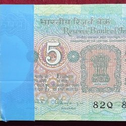 5 RUPEES TRACTOR ISSUE GOVERNOR C.RANGARAJAN RARE UNC (100 NOTE ) SERIAL PACKET