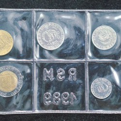 Alternative view of 1989 Italy SAN MARINO complete set 10 COINS UNC with silver in official folder silver coin weight Silver (.835) Weight 14.6 g