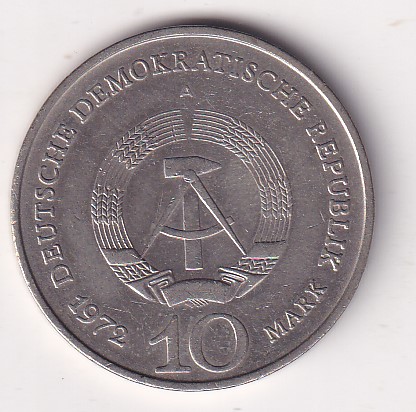 German Democratic Republic 10 Mark 1972 - Buchenwald Memorial Commemorative issue Rare UNC Coin # I-67 - Image 2