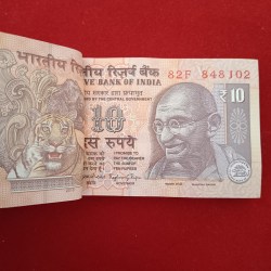 Alternative view of Ten Rs Old Full Bundle Governor Raghuram Rajan 2016 Year Gem Unc Condition 848101