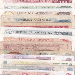 Alternative view of 18 Different Argentina Bank Old Note Set