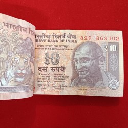 Alternative view of Ten Rs Old Gandhi Bundle Governor Raghuram Rajan Gem Unc Condition 863201