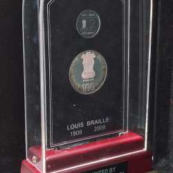 Alternative view of LOUIS BRAILLE 1809-2009 ( 2 COINS SET ) V. I .P SET EXTREMELY RARE WITH BEAUTIFUL BOX