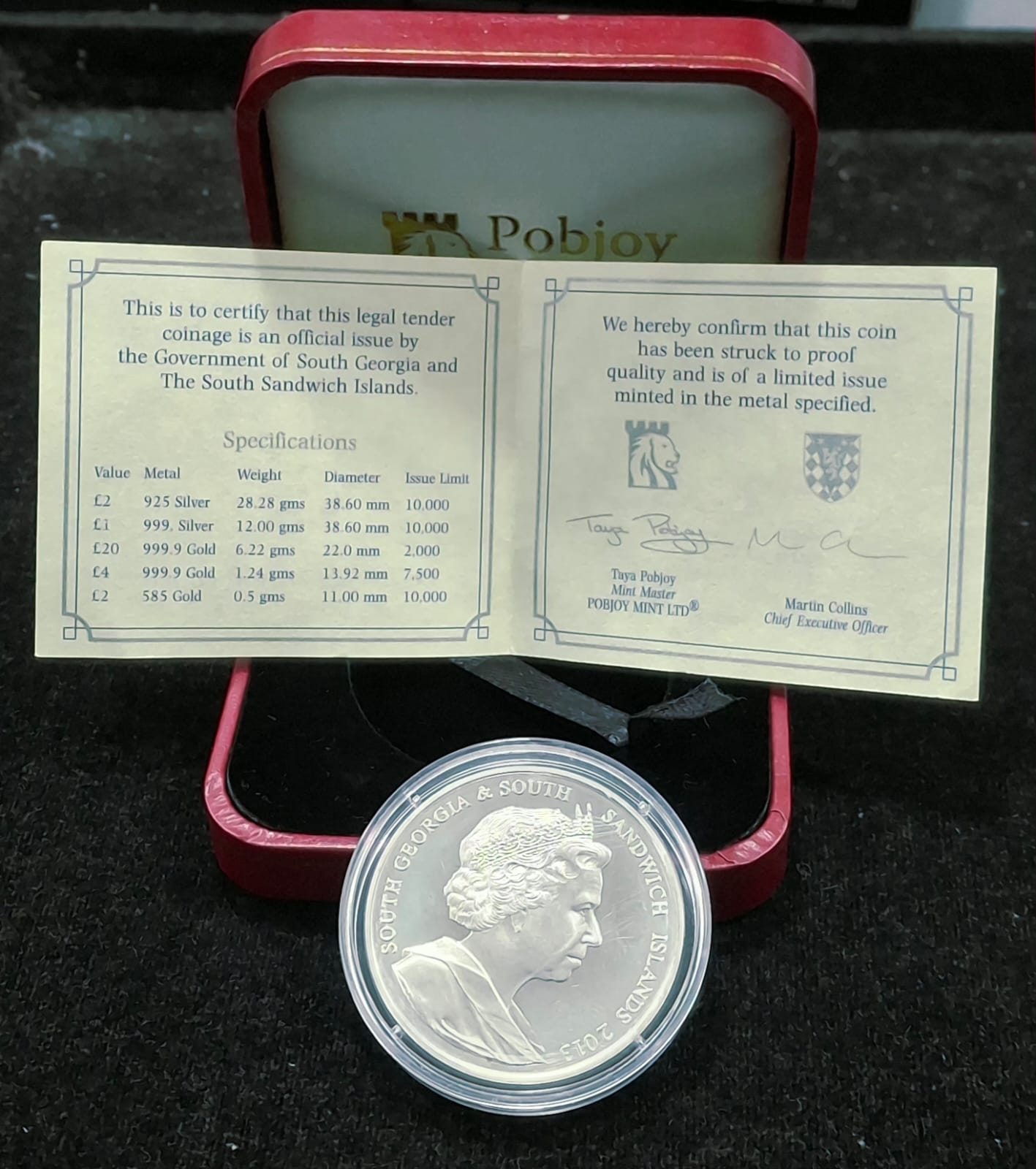 SANDWICH ISLAND 2 POUND 2013 T.R.H THE DUKE & DUCHESS OF CAMBRIDGE RARE STERLING SILVER (WEIGHT 28.28GRAM ) BEAUTIFUL BOX WITH CERTIFICATE - Image 3