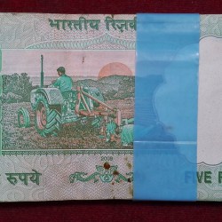 Alternative view of 5 RUPEES GANDHI GOVERNOR D.SUBBRAO RARE SERIAL PACKET