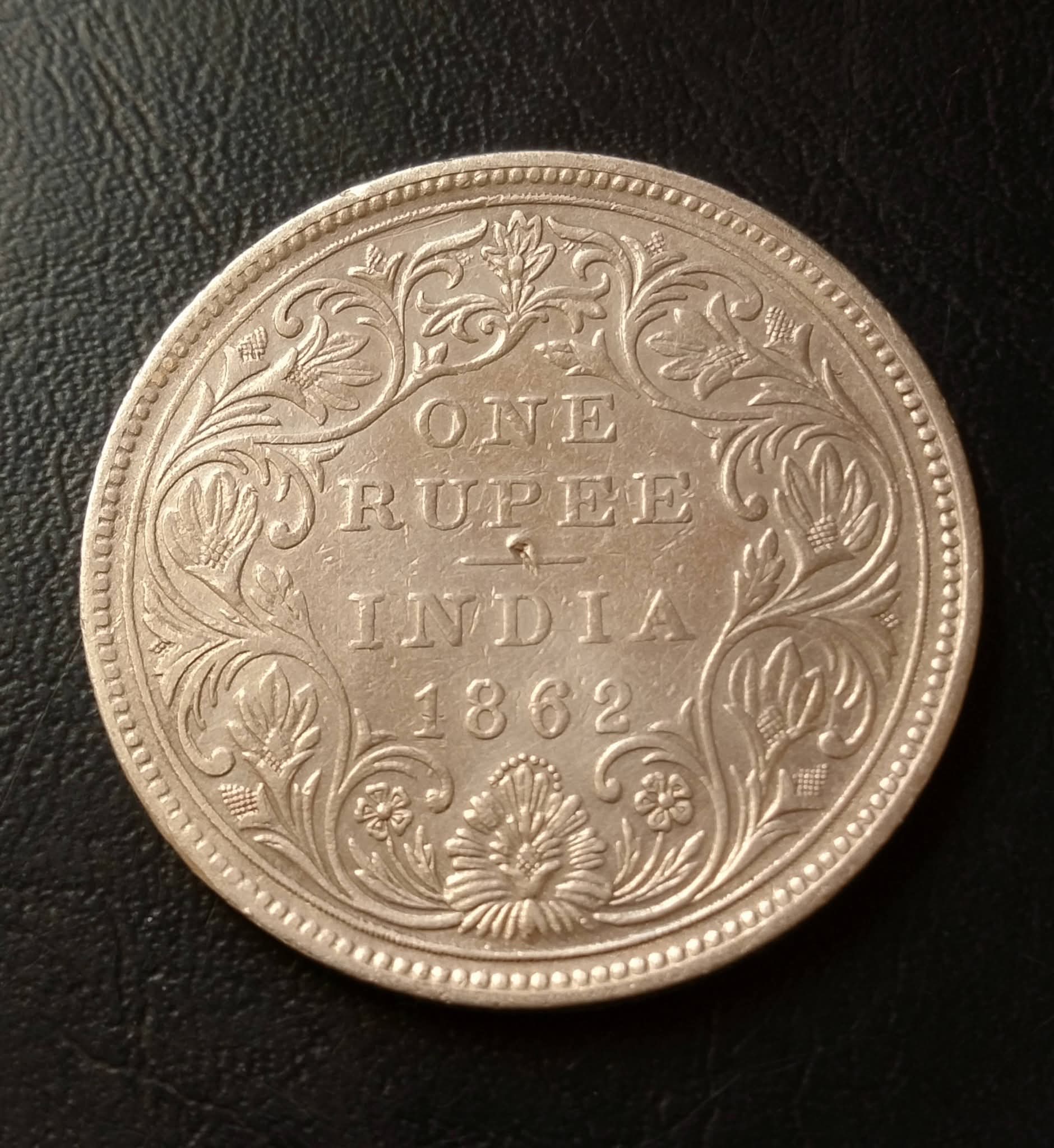 VICTORIA QUEEN 👑👑 YEAR. 1862 Dot variety 1862+10 dots=1872 year. WEIGHT 11.5 GM ORIGINAL GAUARANTEE EXCELLENT CONDITION M 9314191234 ( what's app) - Image 2