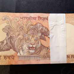 Alternative view of 10 ruppes old issue gandhi 10 ruppes full bundle