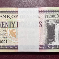 20 dollar Guyana 100 notes bundle #1