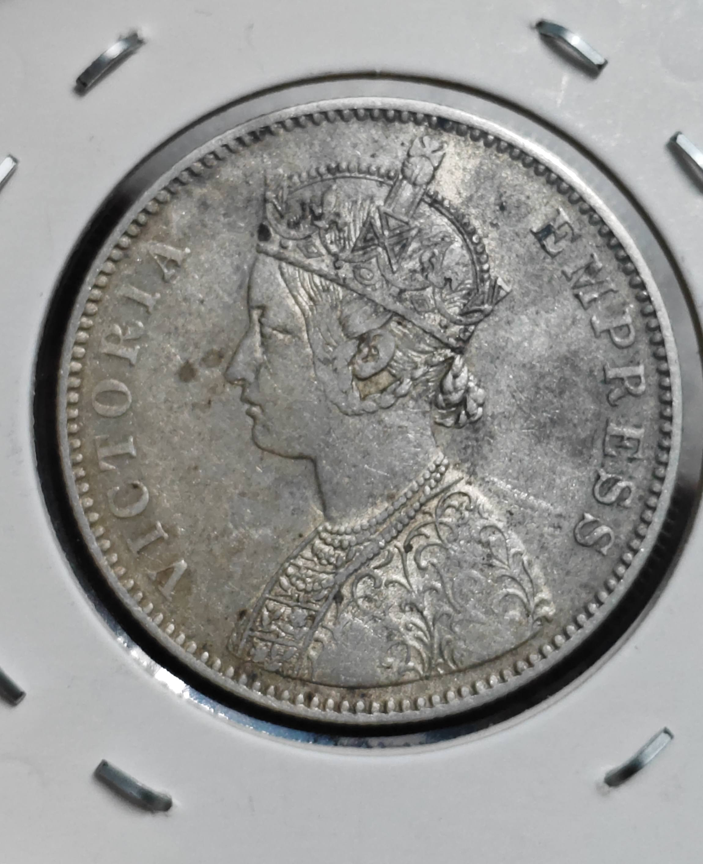 1 RUPEE 1883 BOMBAY MINT COIN VICTORIA EMPEROR - Image 2