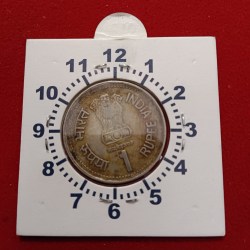 Alternative view of One Rs Rare 11"o Clock Error Coin Rajiv Gandhi 1944-1991 RBI Mistake Coin