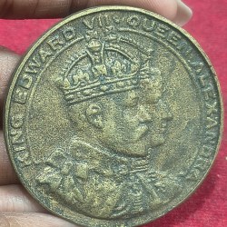 KING EDWARD AND QUEEN TOKEN MEDAL #D-64