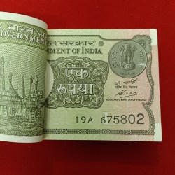 Alternative view of One Rs Rare Full Bundle Finance Secretary Atanu Chakraborty Year 2020 Gem Bunc Condition 675801