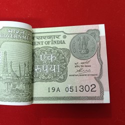 Alternative view of One Rs Rare Full Bundle Finance Secretary Atanu Chakraborty Year 2020 Gem Bunc Condition 051301