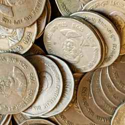 Republic India Denominaton 2₹ Back side of Deshbandhu chitranjan Das Metal copper nickel 45 piece given