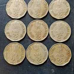 Alternative view of Republic India Denominaton 2₹ Small family happy family Metal copper nickel Same and similar set are available