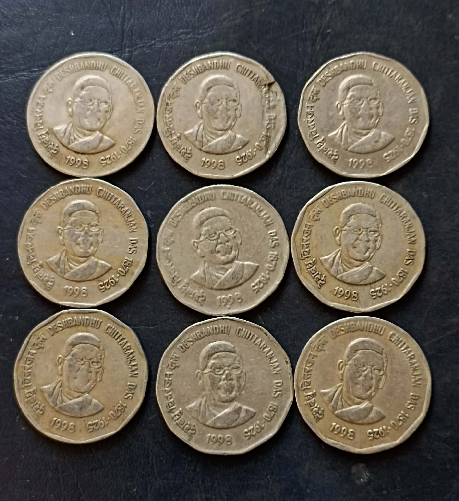 Republic India Denominaton 2₹ Back side of Deshbandhu chitranjan Das Metal copper nickel Same and similar set are available