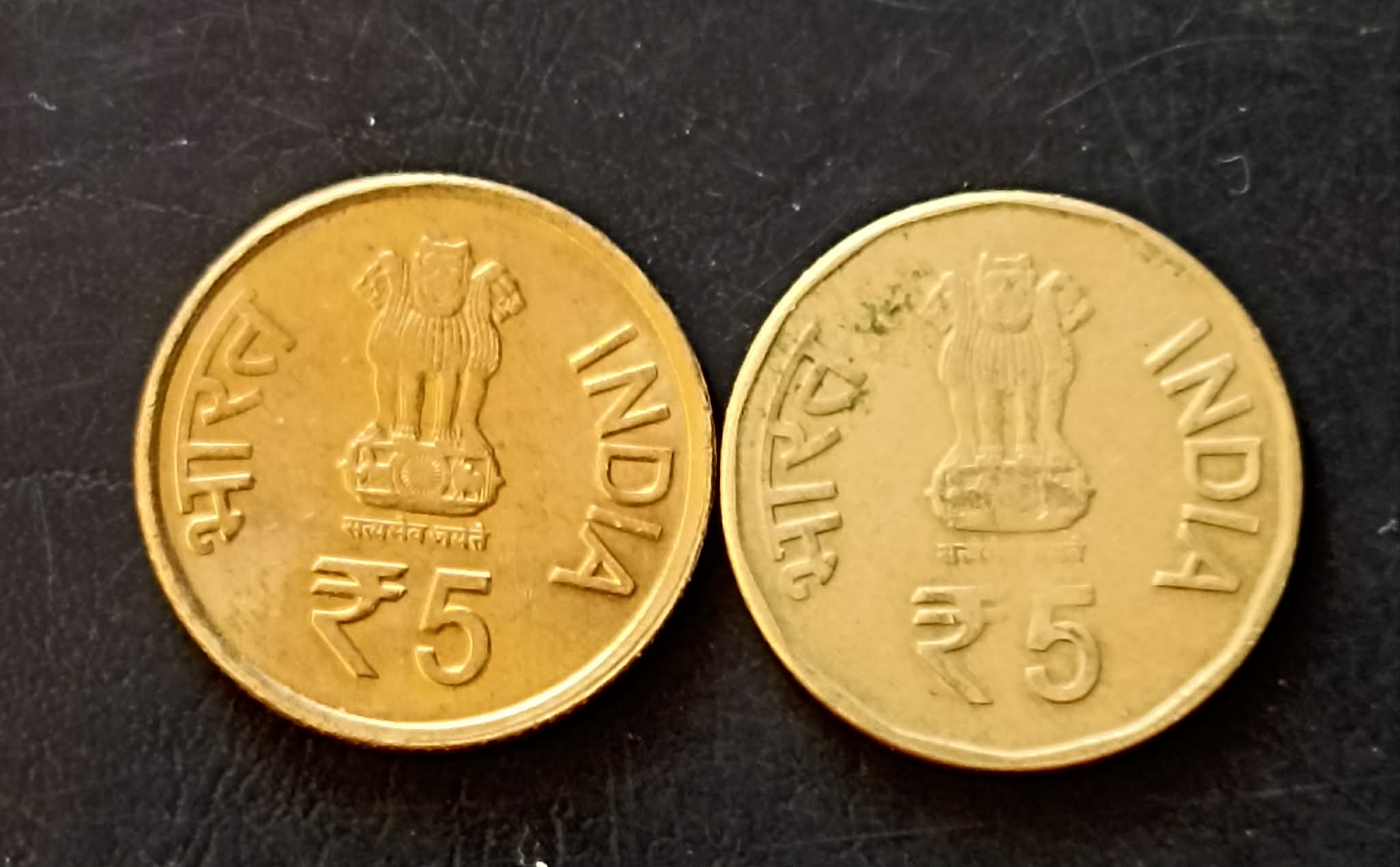 Republic India Denominaton 5₹ 2 different variety Same and similar set are available