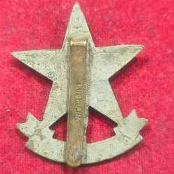 Alternative view of ARMY EDUCATIONAL CORPS CAP BATCH MEDAL #I-70