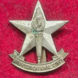 ARMY EDUCATIONAL CORPS CAP BATCH MEDAL #I-70