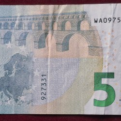 Alternative view of Eurozone 5 Euros Europa Series Rare World Note #B2
