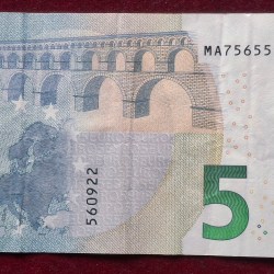 Alternative view of Eurozone 5 Euros Europa Series Rare World Note #B2