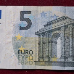 Eurozone 5 Euros Europa Series Rare World Note #B2
