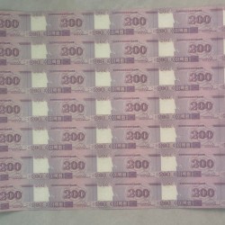 Alternative view of NORTH KOREA 200 WON ( 28 NOTE ) UNCUT SHEET