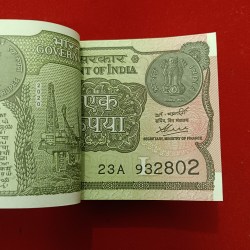 Alternative view of One Rs Rare Full Bundle Finance Secretary Atanu Chakraborty Year 2020 Gem Bunc Condition 932801