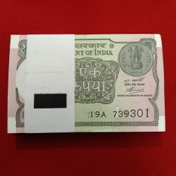 One Rs Rare Full Bundle Finance Secretary Atanu Chakraborty Year 2020 Gem Bunc Condition 739301