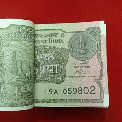 Alternative view of One Rs Rare Full Bundle Finance Secretary Atanu Chakraborty Year 2020 Gem Bunc Condition 059801