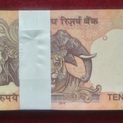 Alternative view of 10 RUPEES 2016 RARE GOVERNOR RAGHU RAM RAJAN SERIAL PACKET UNC
