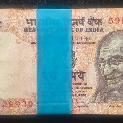 10 RUPEES GOVERNOR C. RANGARAJAN RARE UNC SERIAL PACKET