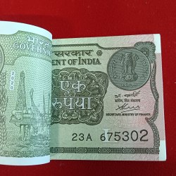 Alternative view of One Rs Rare Full Bundle Finance Secretary Atanu Chakraborty Year 2020 Gem Bunc Condition 675301