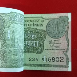 Alternative view of One Rs Rare Full Bundle Finance Secretary Atanu Chakraborty Year 2020 Gem Bunc Condition 915801