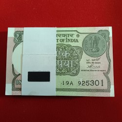 One Rs Rare Full Bundle Finance Secretary Atanu Chakraborty Year 2020 Gem Bunc Condition 925301