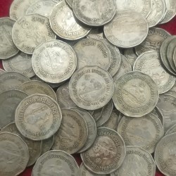 Alternative view of India 2 Rupees FAO-World Food Day - Bio Diversity RARE ( 10 PCS LOTT)