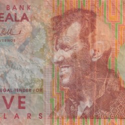 New Zealand 5 Dollars Rare Lowest Price Note #B2