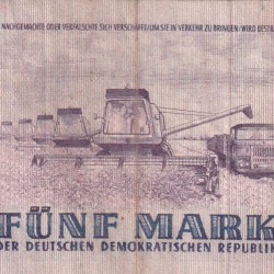 Alternative view of German Democratic Republic 5 Mark 1975 rare World Note #B2