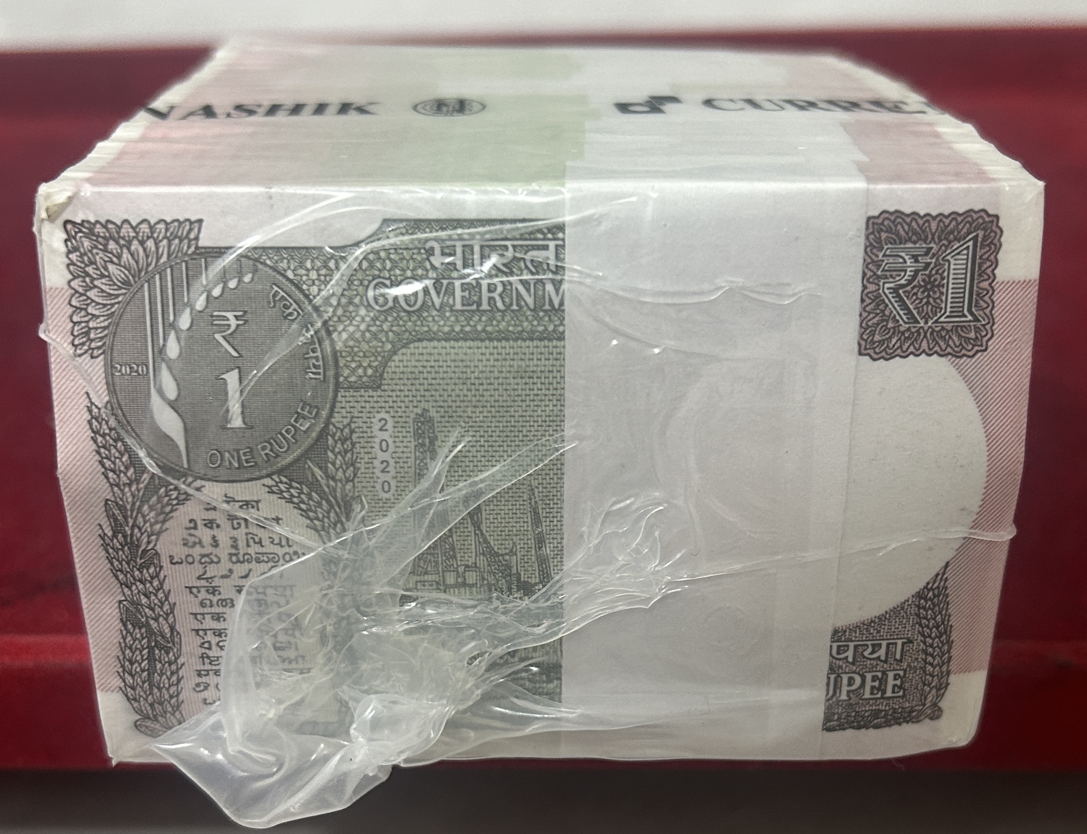 2020 one rupees sealed pack Rim 1000 note Rare date - Image 2