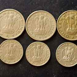 Alternative view of Republic India Metal copper nickel Denominaton 1/2₹ 1/4₹ Same and similar set are available