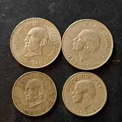 Republic India 2 different variety Back side of Mahatma Gandhi Back side of Jawaharlal Nehru Denominaton 1₹ 1/2₹ Same and similar set are available