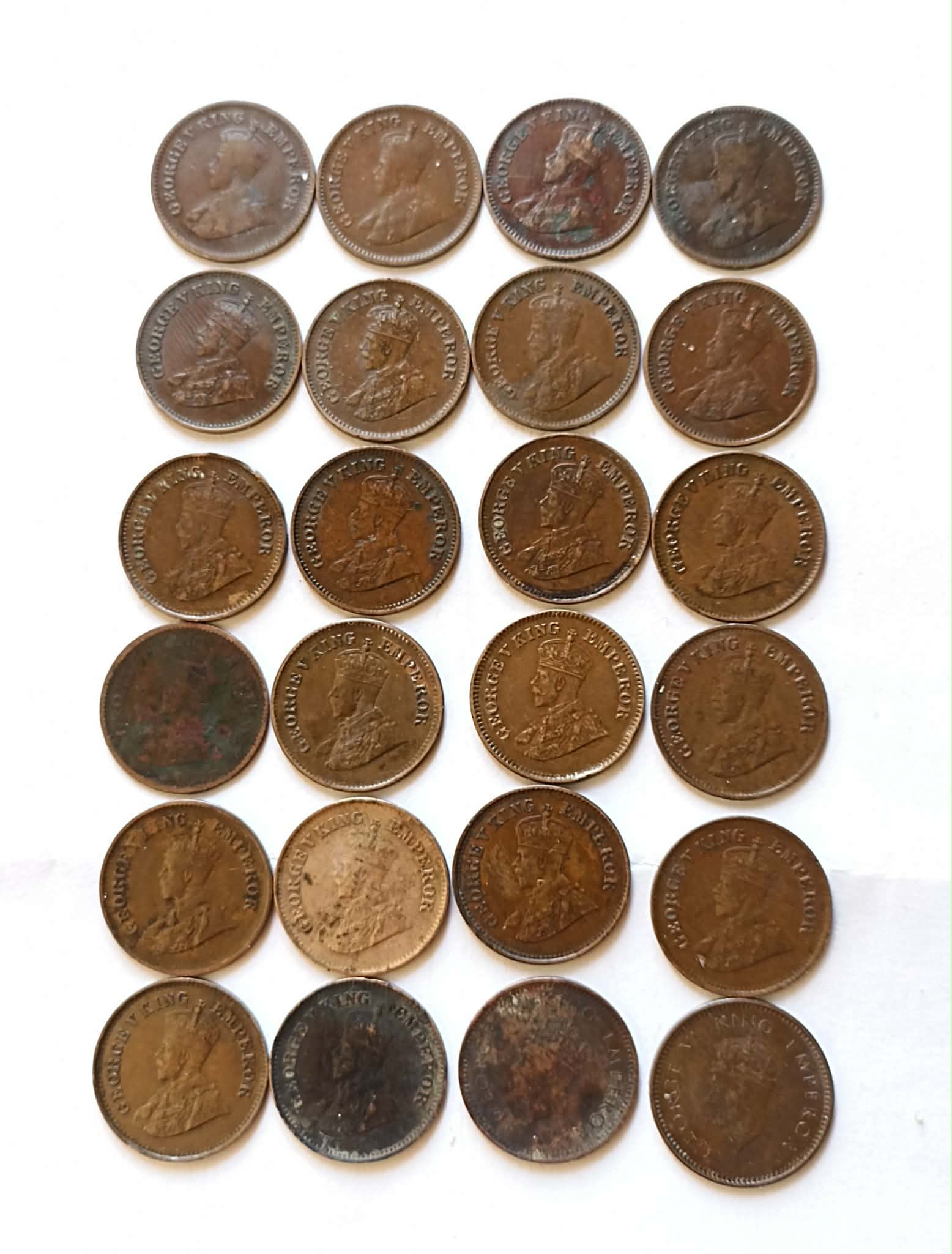 British India Set of 24 pieces of 24 different year King and emperor George v and George vi. Year 1919-13-14-15-16-17-19-20-21-22-23-24-25-26-27-29-30-32-33-3435-36-39-40 Same and similar date available - Image 2