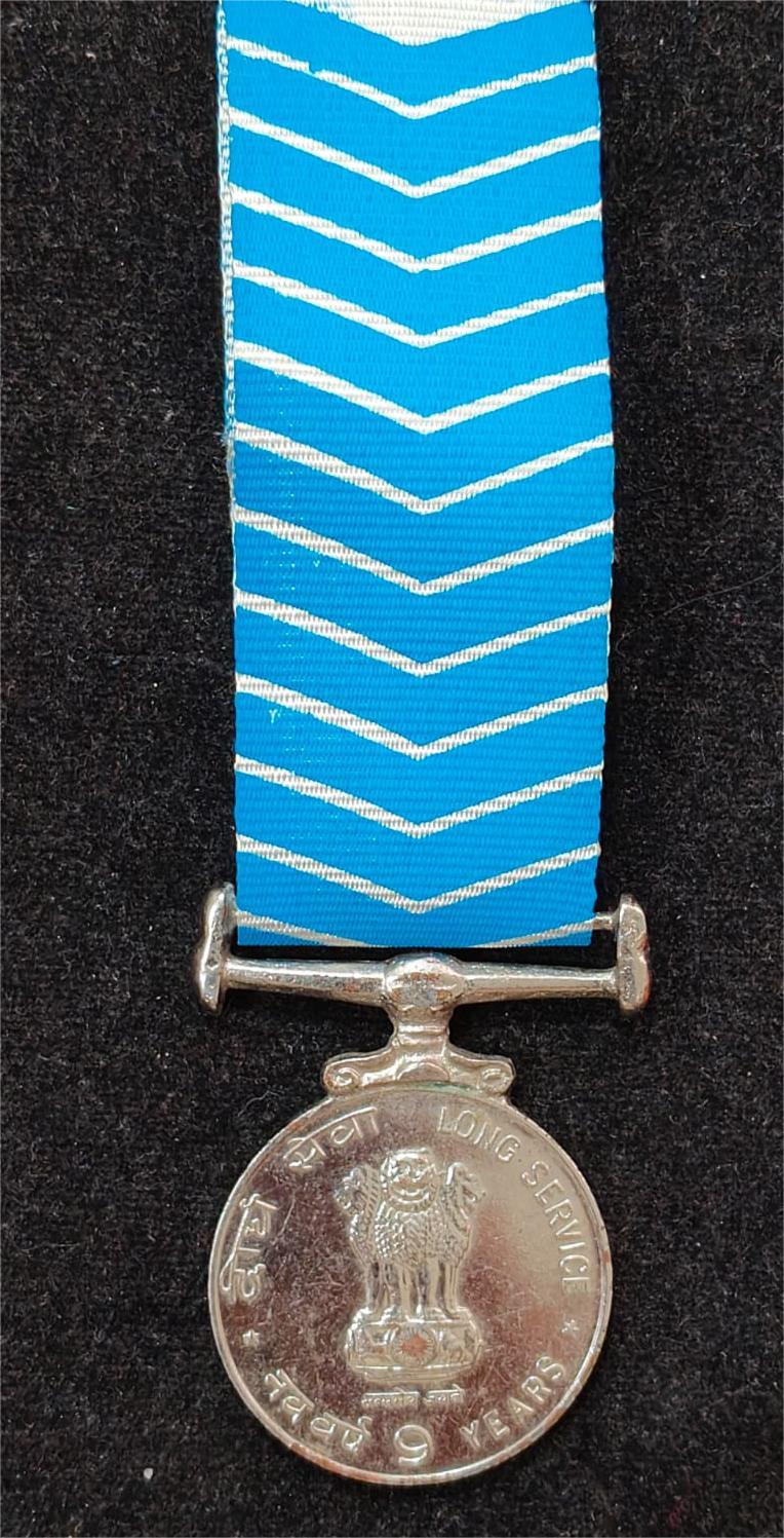 9 YEARS OF LONG SERVICE MEDAL WITH RIBBON #Z-64 - Image 2