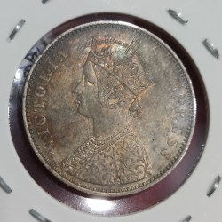 Alternative view of ONE RUPEE SILVER COIN VICTORIA EMPRESS 1879 BOMBAY