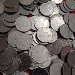 Alternative view of 50 Paise Bharat India Scare Coin 1997 Year Hyderabad Mint 50 Pcs Given Republic of India